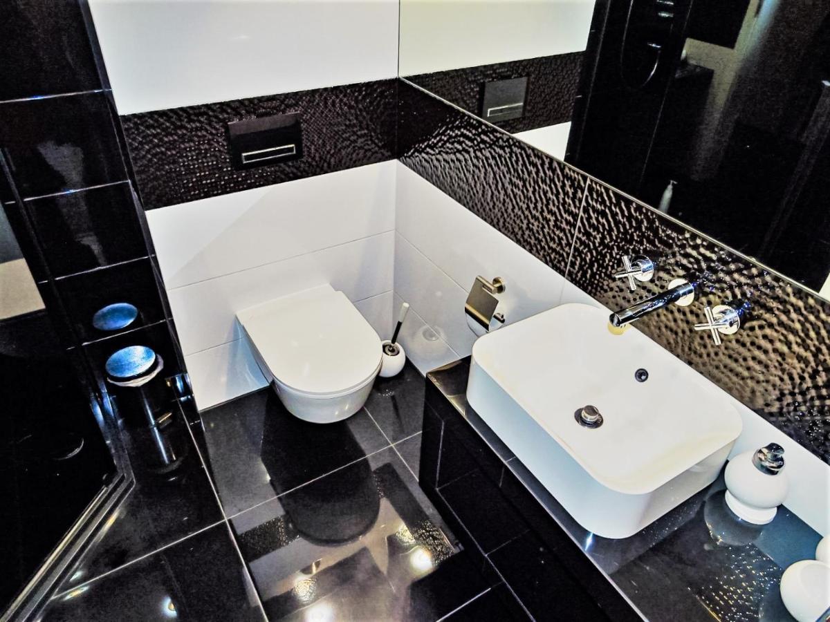 Ferienwohnung Apartament Cieplicka Jelenia Góra Exterior foto